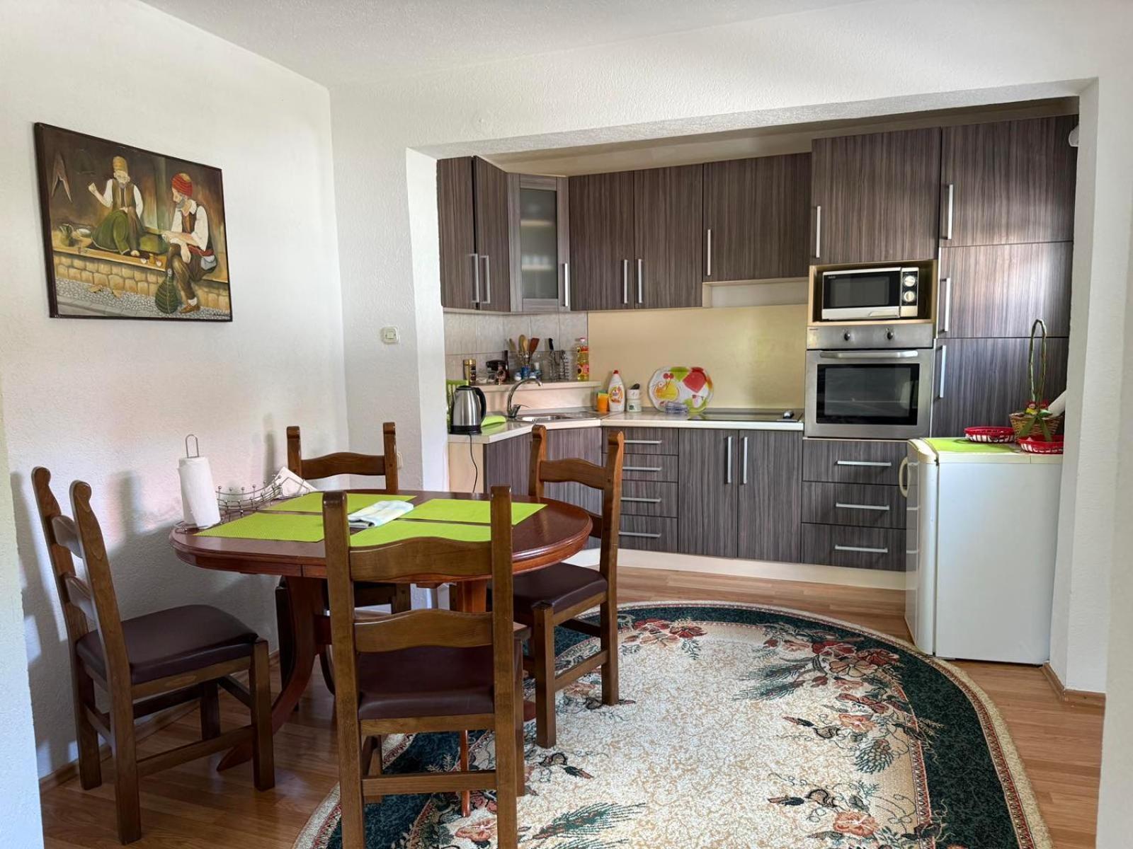 Comfort House Near Pyramides Високо Екстериор снимка